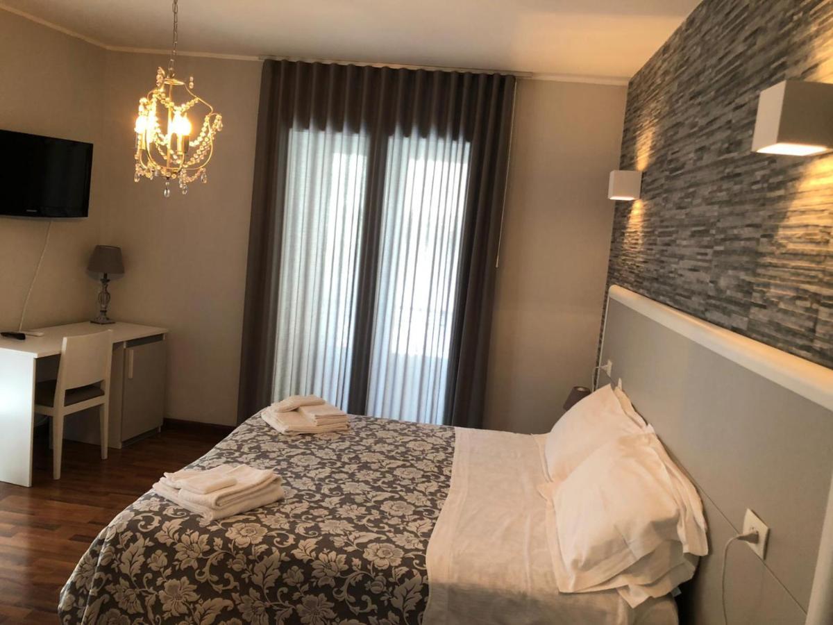 B&B Elios Rooms Catania Kültér fotó